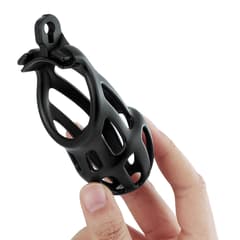 3D Designs - Chastity belt lock with disposable lock and four rings